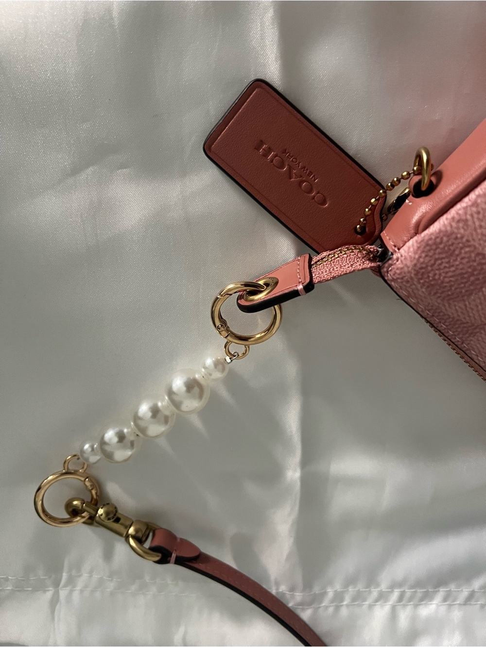 Coach Shoulder Bag with Matching Card Case - Picture 8 of 11